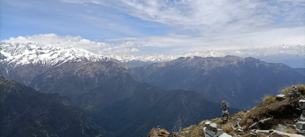 Various-Himalayan-ranges-as-seen-from-Chandrashila-summi