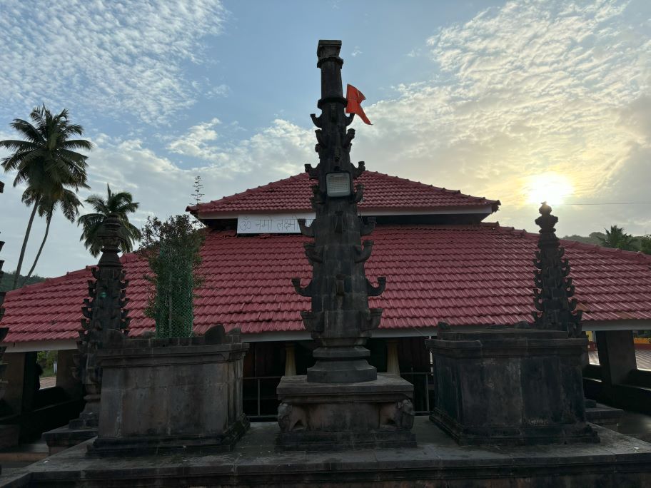 Walaval Laxminarayan Temple